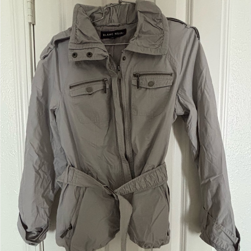 Blanc Noir women jacket 
Color Gray 
Size XL